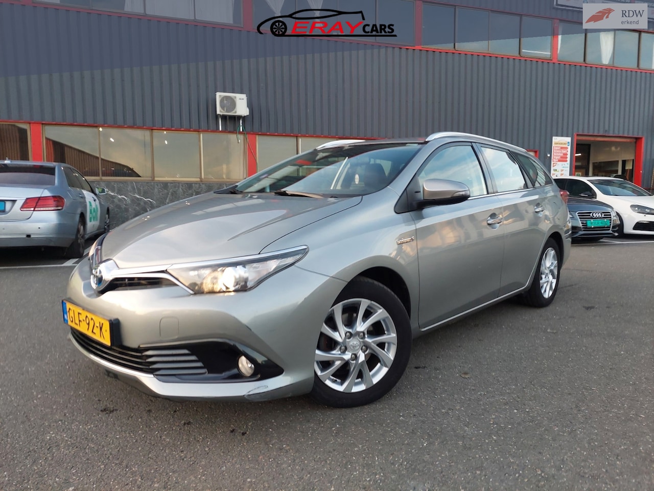 Toyota Auris Touring Sports - 1.8 Hybrid Executive 1.8 Hybrid Executive - AutoWereld.nl