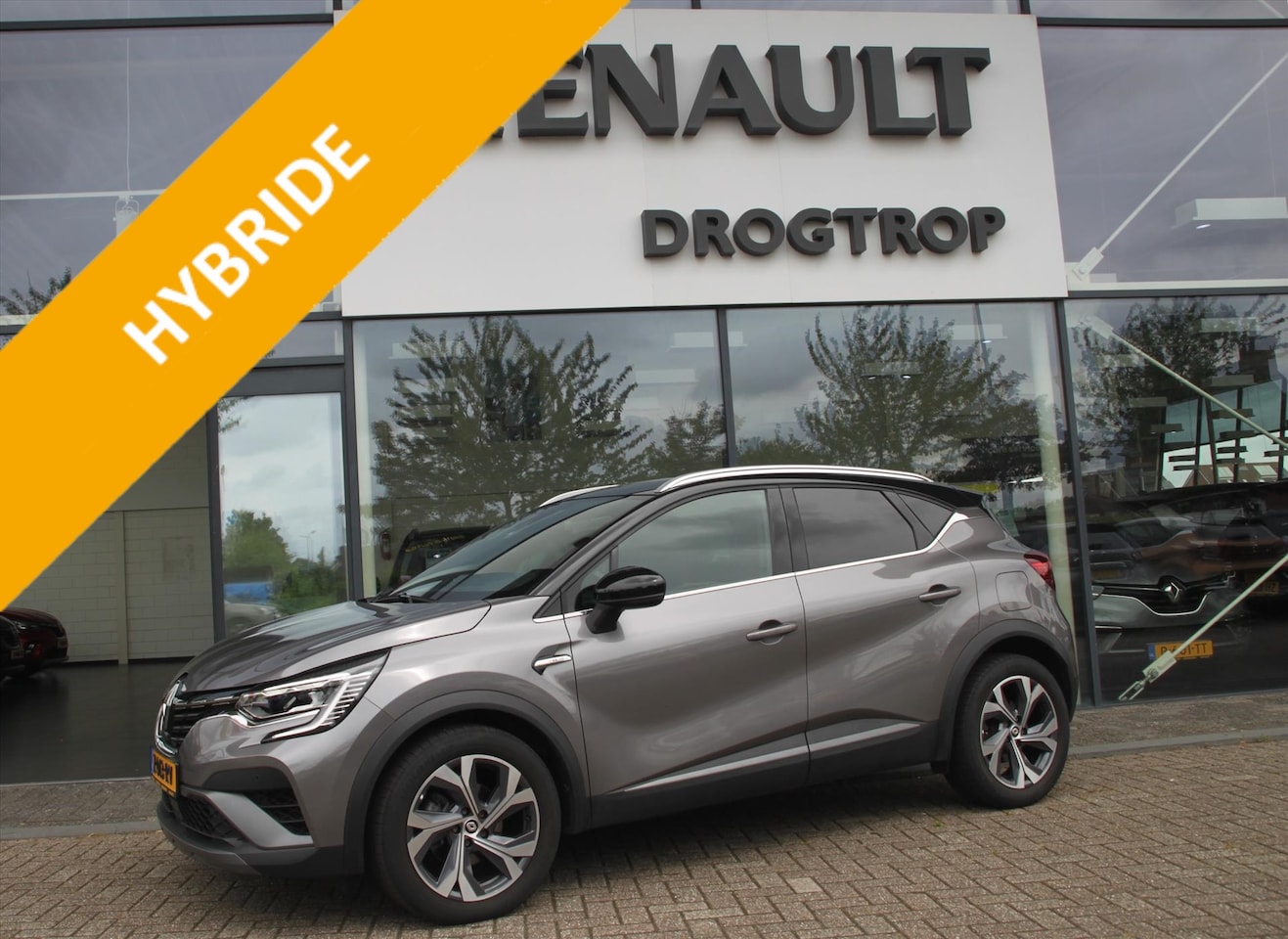 Renault Captur - 160PK-PLUG IN-RS LINE-23DKM-NAVI-CAMERA-18INCH- - AutoWereld.nl