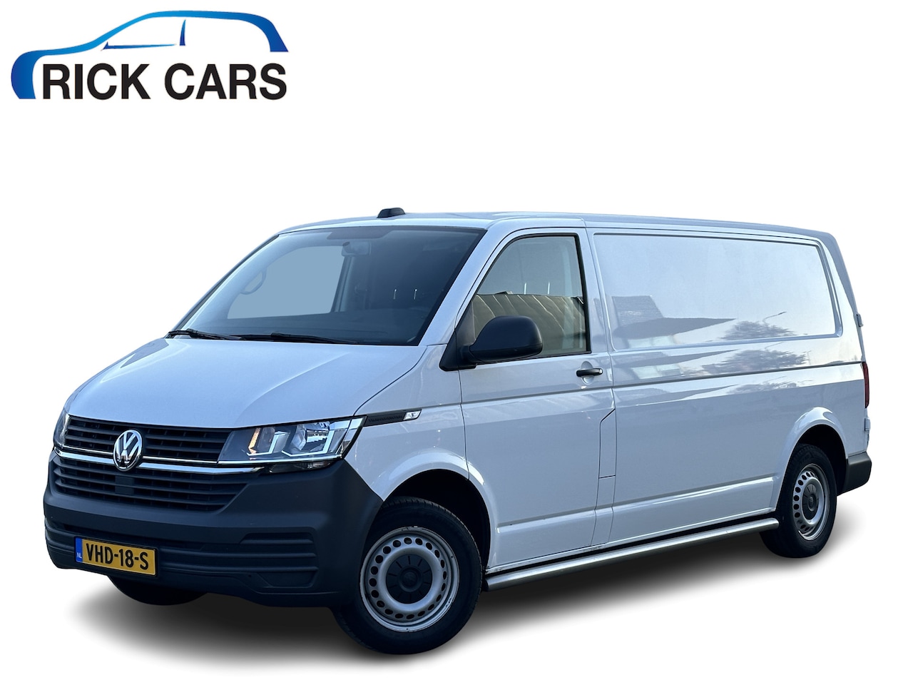 Volkswagen Transporter - 2.0 TDI 110 Euro6 PK L2H1 Navigatiesysteem/app connect/3zits - AutoWereld.nl