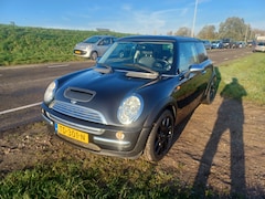 MINI Cooper - Zwart leder 1.6L Nieuwe APK tot 29 November 2025