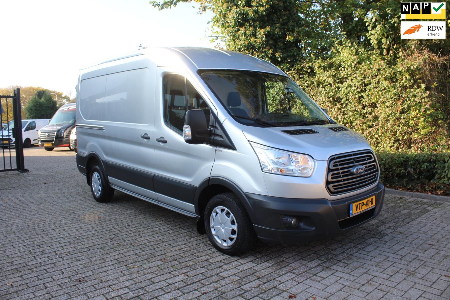 Ford Transit - 310 2.0 TDCI L2H2 Trend 310 2.0 TDCI L2H2 Trend - AutoWereld.nl