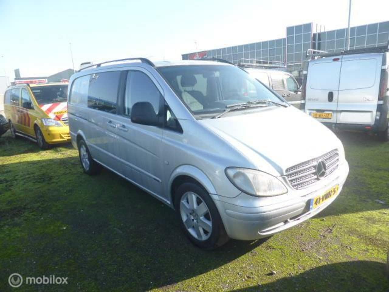 Mercedes-Benz Vito - Bestel 120 CDI 320 Lang DC luxe - AutoWereld.nl