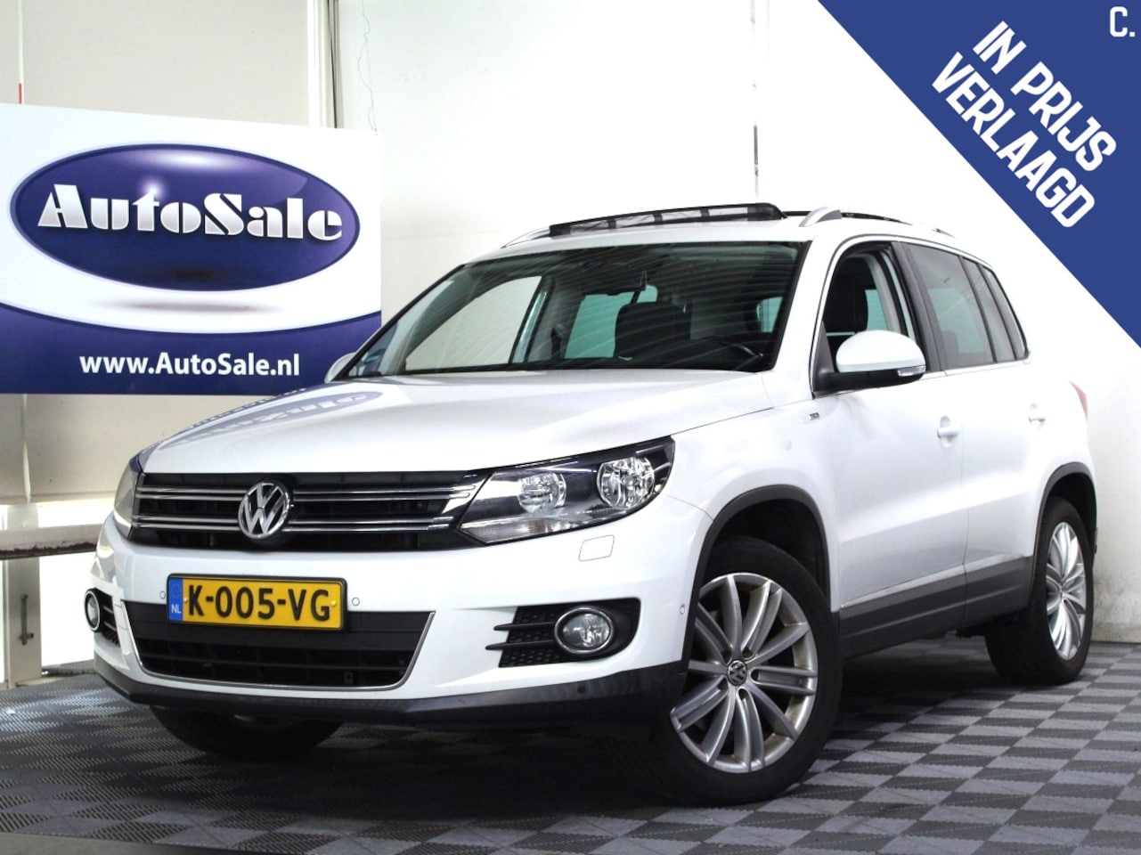 Volkswagen Tiguan - 2.0 TSI Sport&Style 4Motion 180pk PANO CARPLAY NAV PDC '15 - AutoWereld.nl