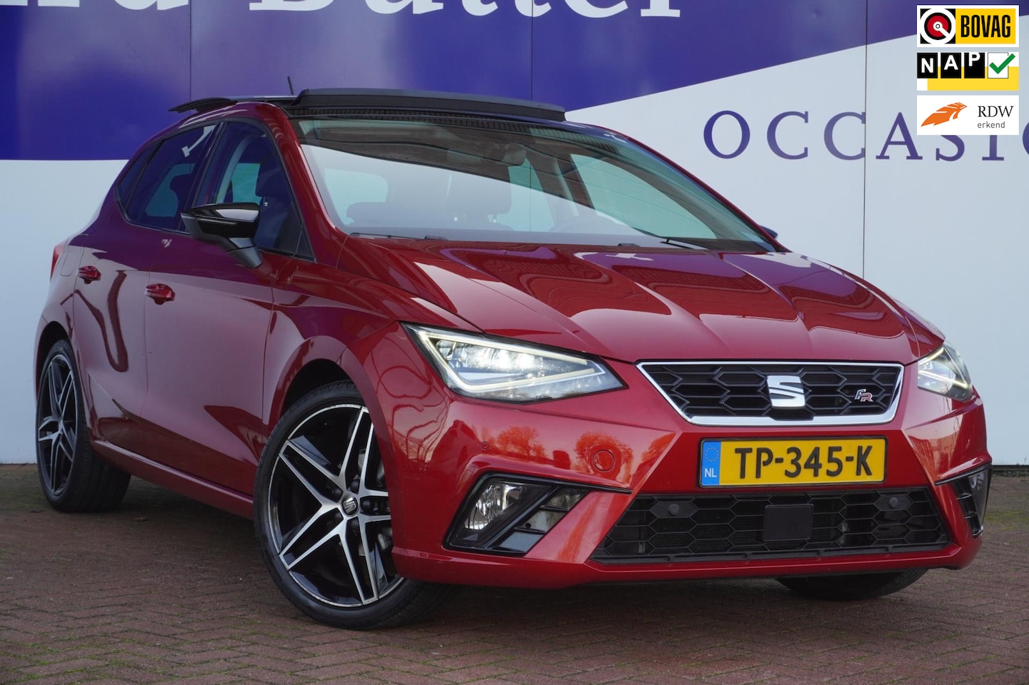 Seat Ibiza - 1.0 TSI FR Business Intense / LED / Pano-dak / Camera / 18"Lmv / Adaptive-Cruise = SUPER P - AutoWereld.nl