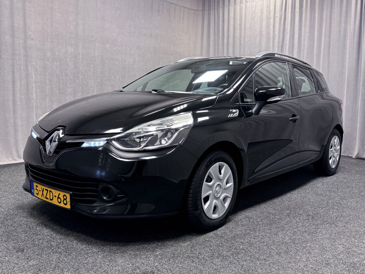 Renault Clio Estate - 1.5 dCi ECO Expression | Navi | Cruise | Airco | PDC | - AutoWereld.nl