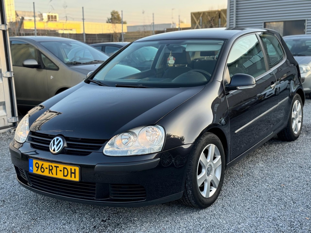 Volkswagen Golf - 1.6 FSI Turijn Airco 6 bak - AutoWereld.nl