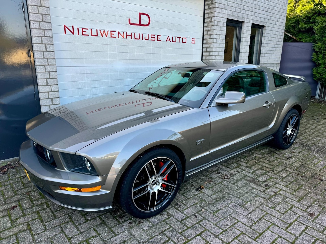 Ford Mustang - USA 4.6 V8 GT Saleen supercharged 405pk, clean Title/carfax! - AutoWereld.nl