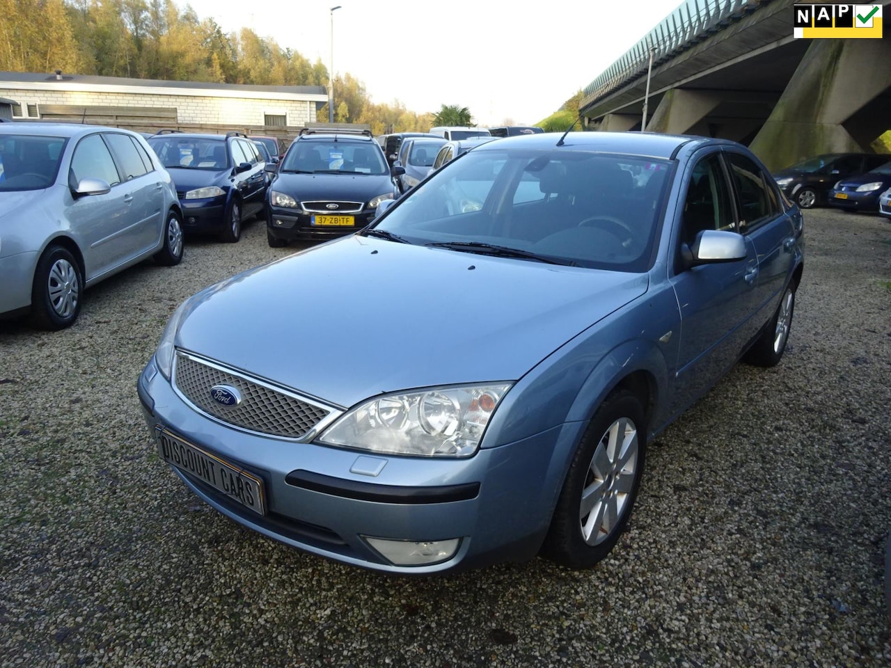 Ford Mondeo - 1.8-16V First Edition 1.8-16V First Edition, Airco, Cruise control, Apk 04-11-2025 - AutoWereld.nl