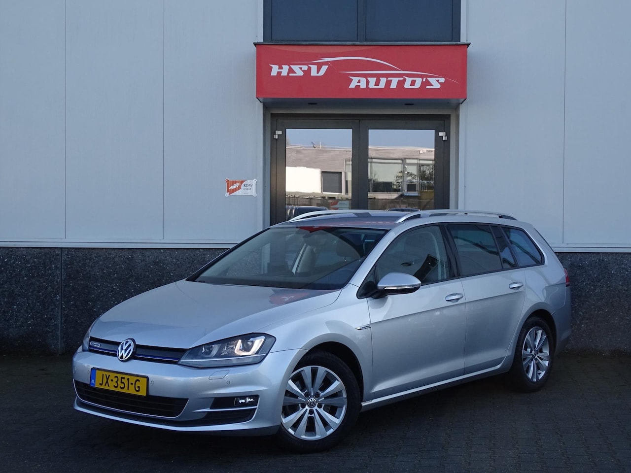 Volkswagen Golf Variant - 1.0 TSI Connected Series navigatie org NL - AutoWereld.nl