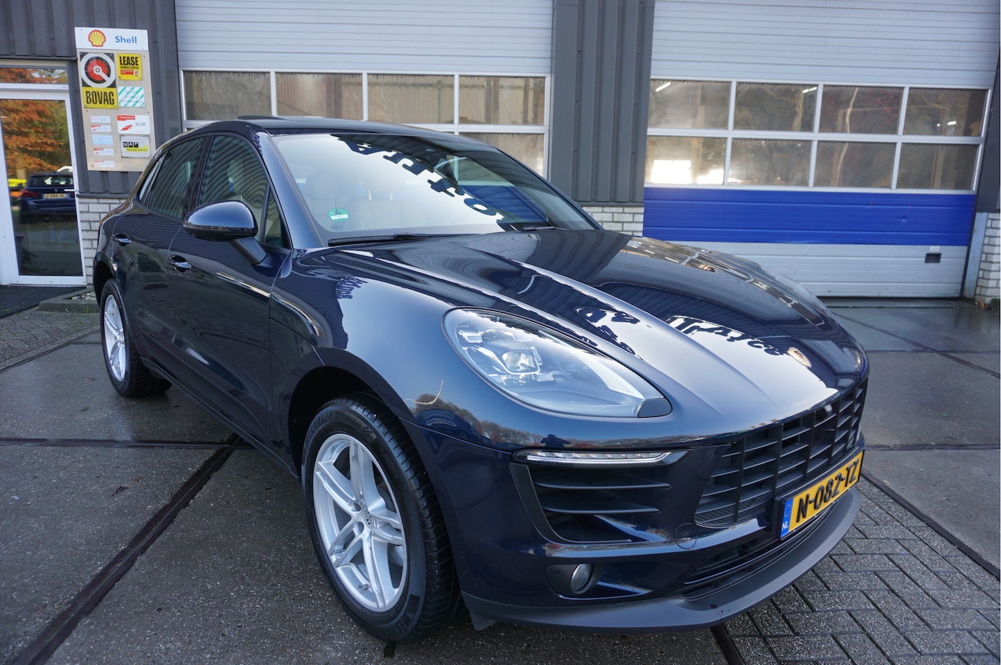 Porsche Macan - 2.0 185kW Panoramadak AWD 360° Camera - AutoWereld.nl