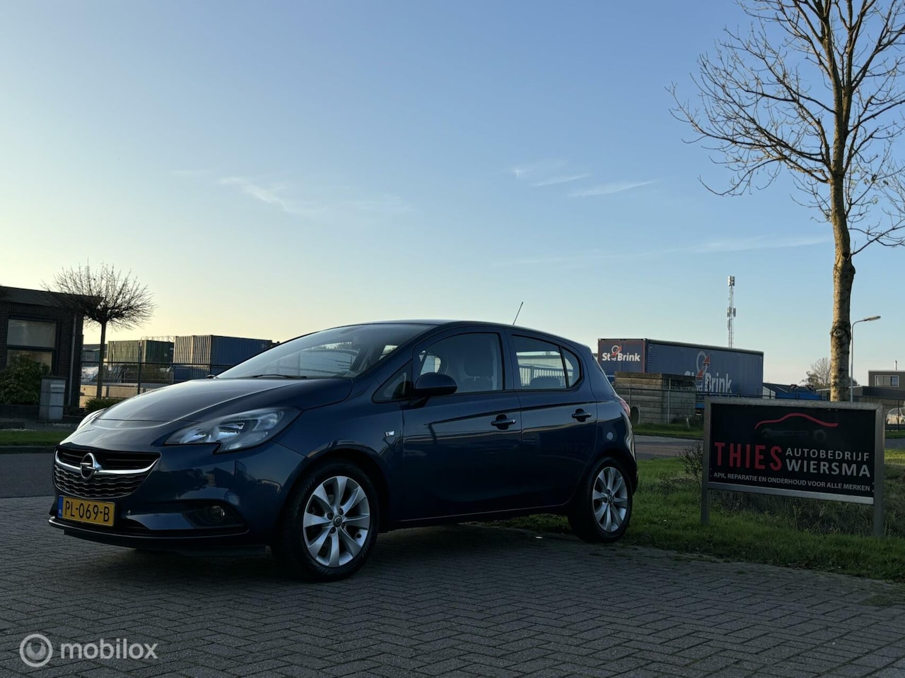 Opel Corsa - 1.4 Favourite trekhaak/stoel vw/cruise/pdc/automaat/ - AutoWereld.nl