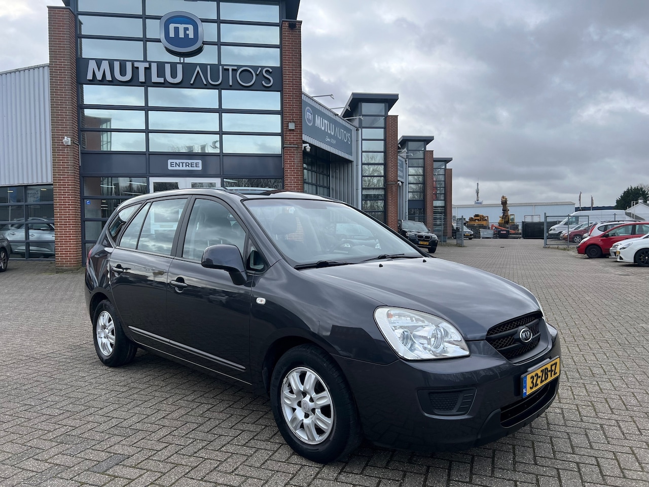 Kia Carens - 2.0 CVVT X-tra Airco NAP APK - AutoWereld.nl