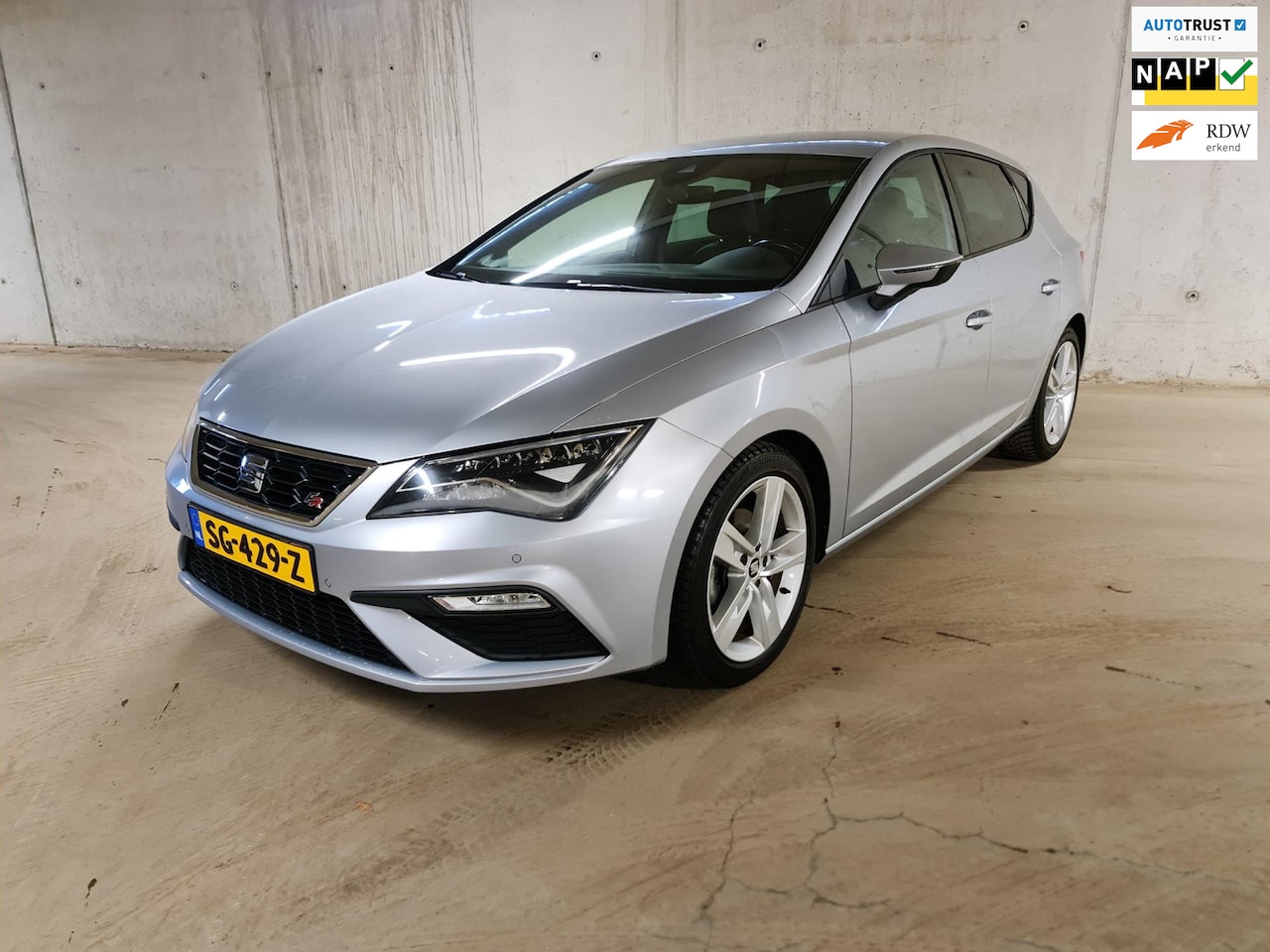 Seat Leon - 1.4 EcoTSI FR Business Intense 1.4 EcoTSI FR Business Intense - AutoWereld.nl