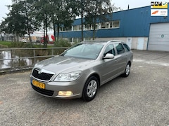 Skoda Octavia Combi - 1.2 TSI Elegance Automaat Navi Airco NAP APK