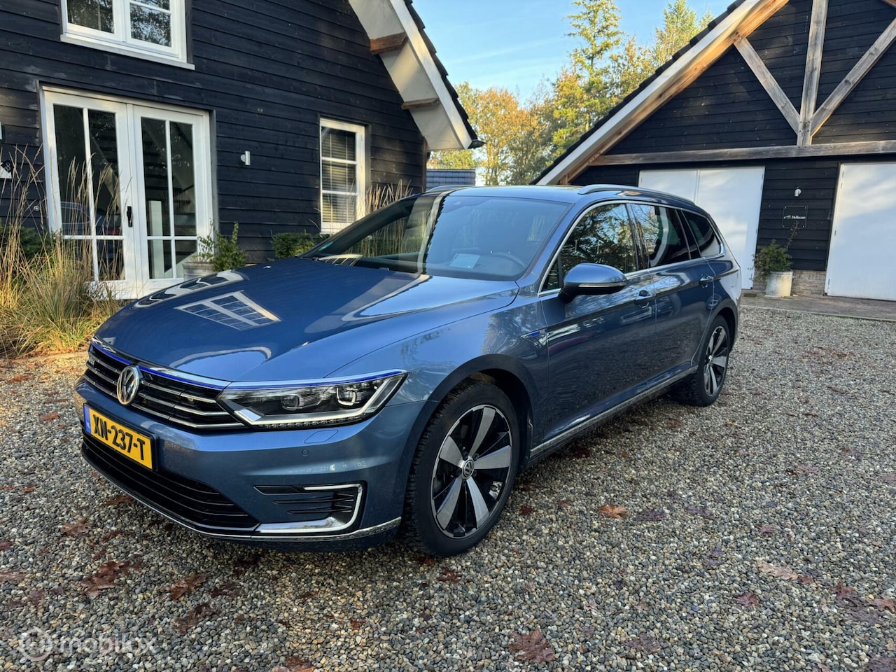 Volkswagen Passat Variant - 1.4 TSI GTE 1.4 TSI GTE - AutoWereld.nl