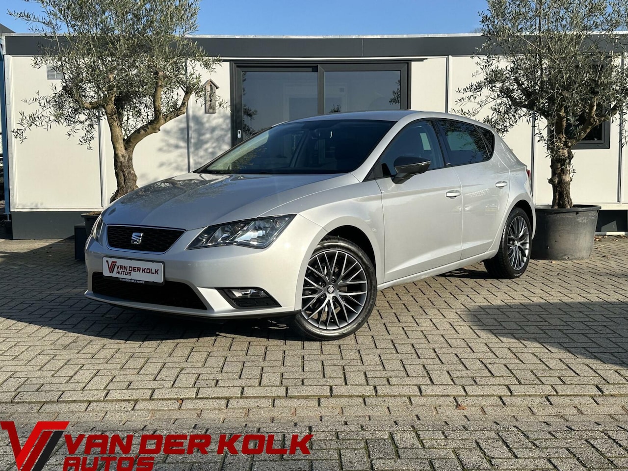 Seat Leon - 1.2 TSI Connect CarPlay Navi Climate Cruise - AutoWereld.nl