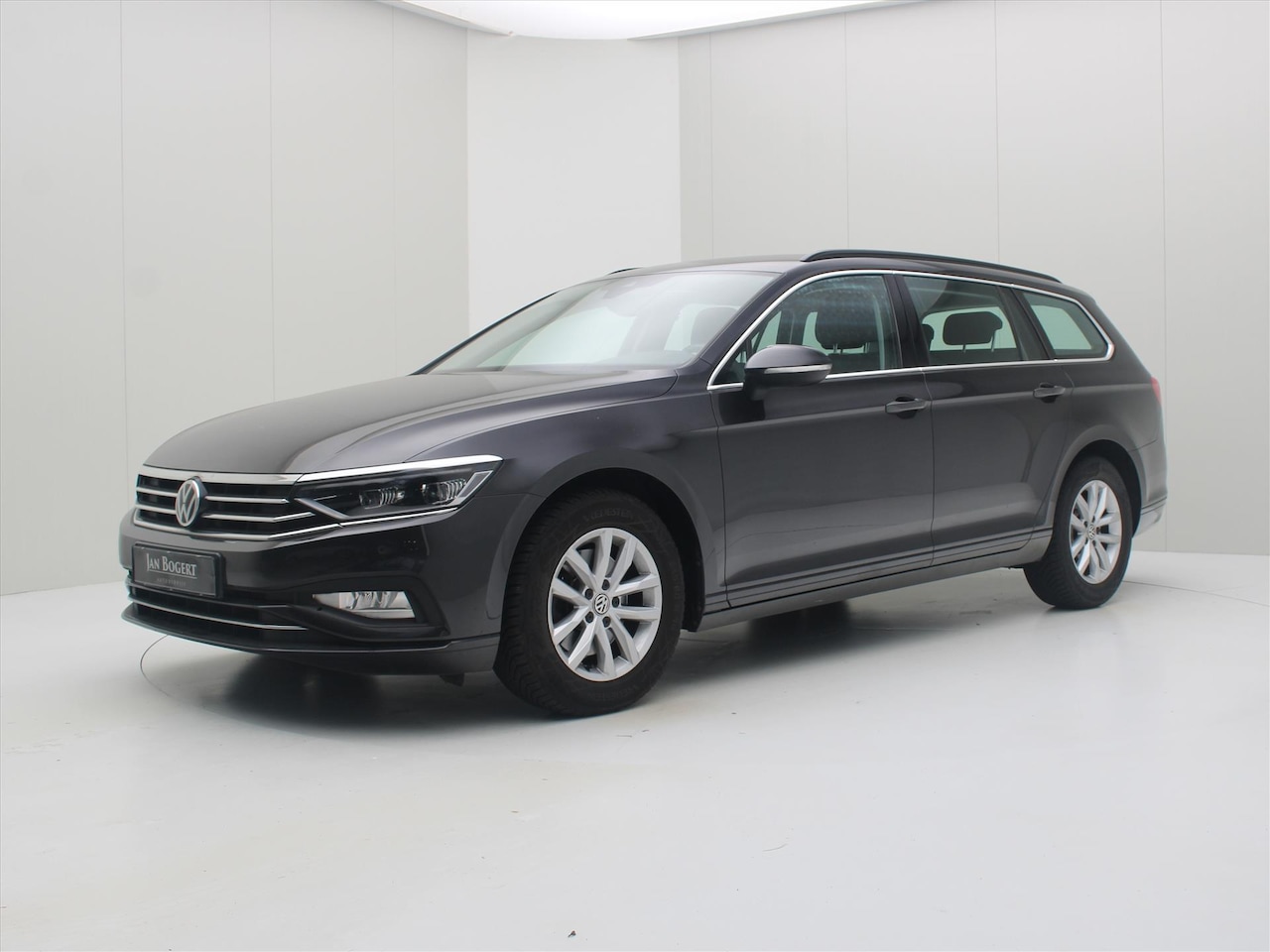 Volkswagen Passat Variant - 1.6 TDI 120pk DSG7 Style Business [ ACC+CARPLAY+NAVIGATIE+PDC+LED ] - AutoWereld.nl