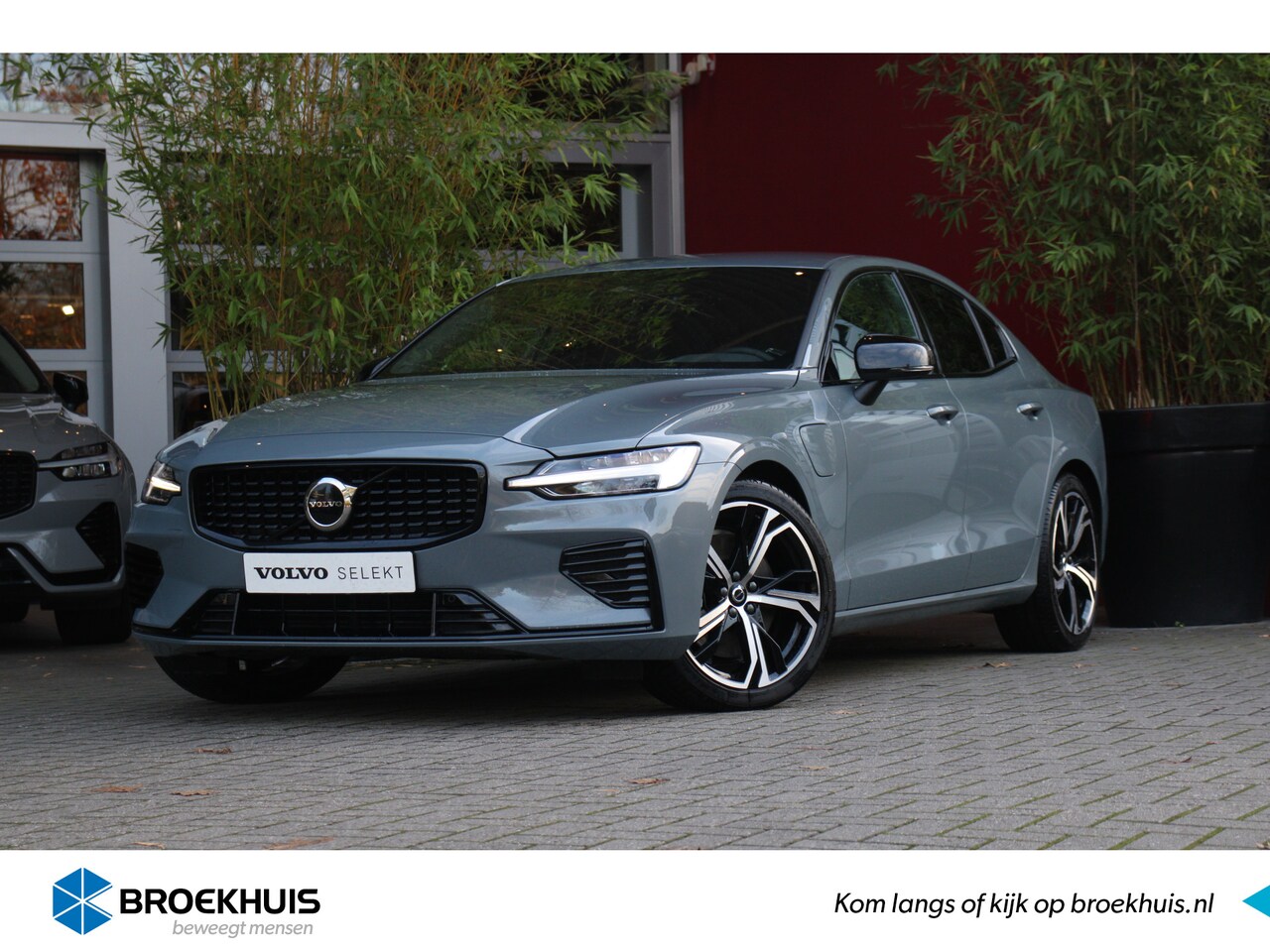 Volvo S60 - 2.0 Recharge T6 AWD Plus Dark| Nappa sportinterieur incl. donker hemelbekleding| Schuifdak - AutoWereld.nl