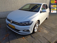 Volkswagen Polo - 1.0 TSI Comfortline NIEUWE APK/AFLEVERINGSBEURT 1 JAAR BOVAG GARANTIE