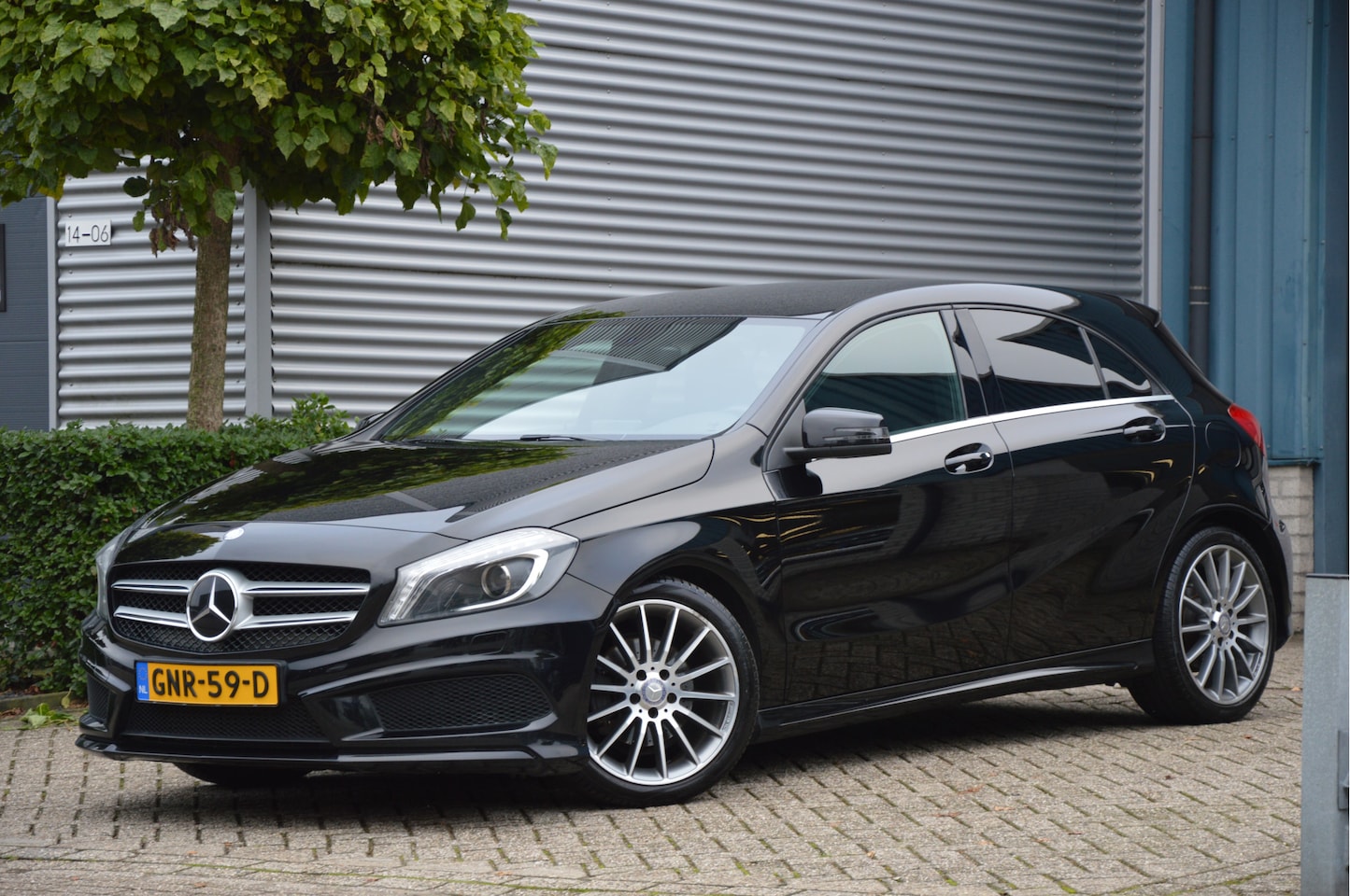 Mercedes-Benz A-klasse - 180 AMG-LINE | XENON | NAVI | CRUISE | CLIMA | ENZ | 1E EIGENAAR!!! - AutoWereld.nl