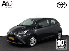 Toyota Aygo - 1.0 VVT-i x-play | Airconditioning | Achteruitrijcamera | Bluetooth |