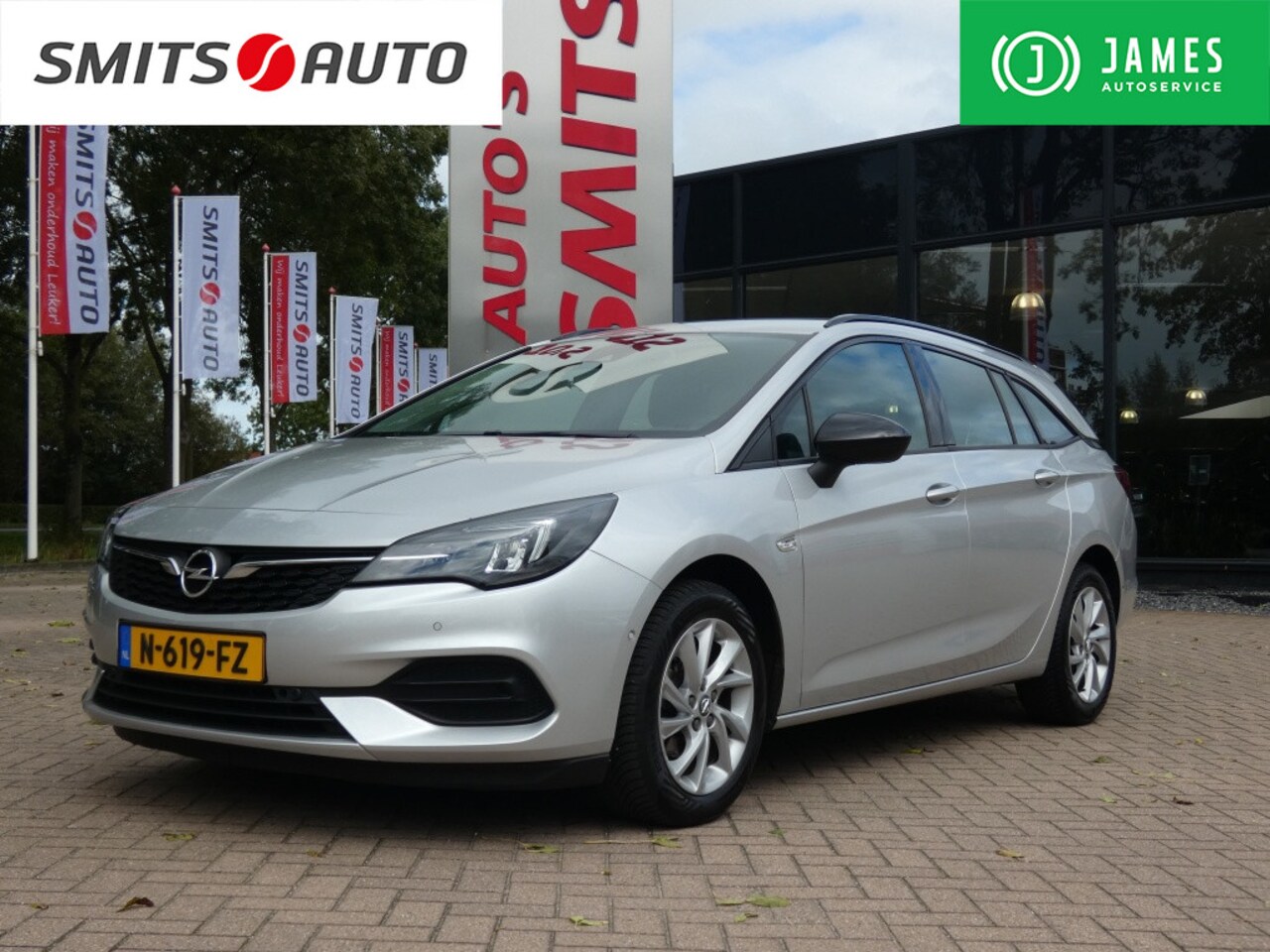 Opel Astra Sports Tourer - 1.2 110 PK Business Elegance | 1e eignr | NL Auto | Camera - AutoWereld.nl