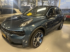 Lynk & Co 01 - 1.5 PHEV 261PK Automaat/ Super compleet/ 70km electr