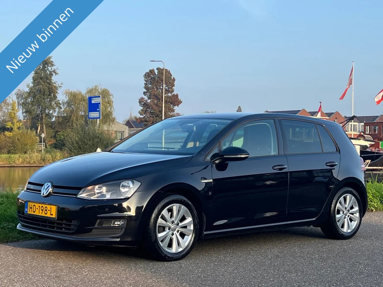 Volkswagen Golf - 1.0 TSI - AutoWereld.nl