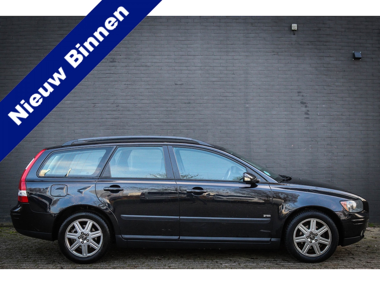 Volvo V50 - 1.8 Elite Net binnen; Jouw droomauto? - AutoWereld.nl