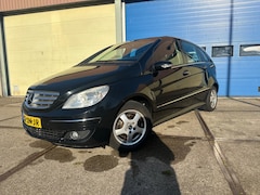 Mercedes-Benz B-klasse - 150 Airco Zwart Automaat 215DKM NAP