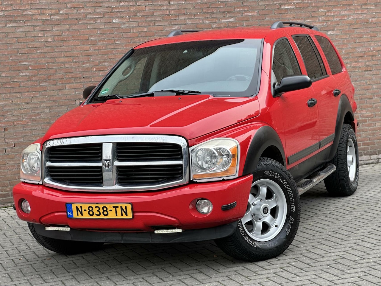 Dodge Durango - 4.7 V8 SLT 7-Persoons - Leder - 4X4 - Trekhaak - Navi - AutoWereld.nl