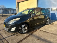 Renault Grand Scénic - 1.4 TCe Bose 7p. Airco NAVI PANO Zwart