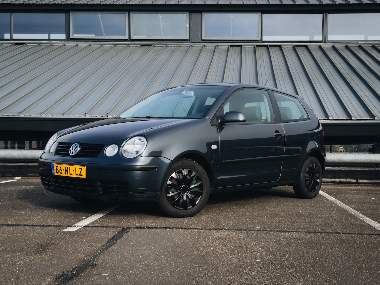 Volkswagen Polo - 1.4-16V Comfortline | Lage KMs | 2e eigenaar - AutoWereld.nl