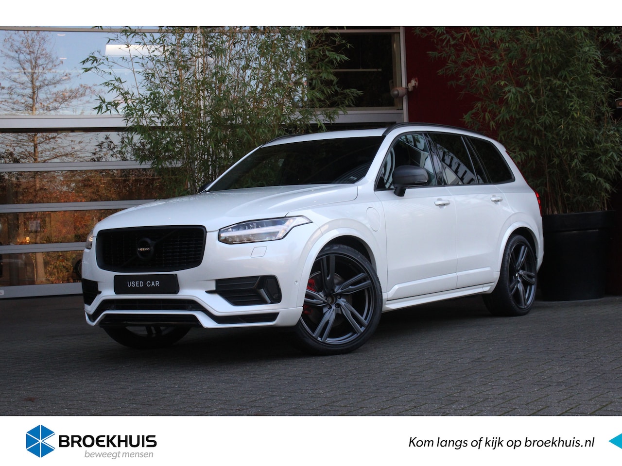 Volvo XC90 - 2.0 T8 Twin Engine AWD R-Design| panoramamdak| Sportinterieur| Trekhaak| B&W Audio| Parkee - AutoWereld.nl