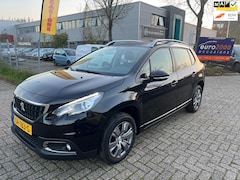 Peugeot 2008 - 1.2 PureTech Blue Lion - NAVIGATIE - NAP