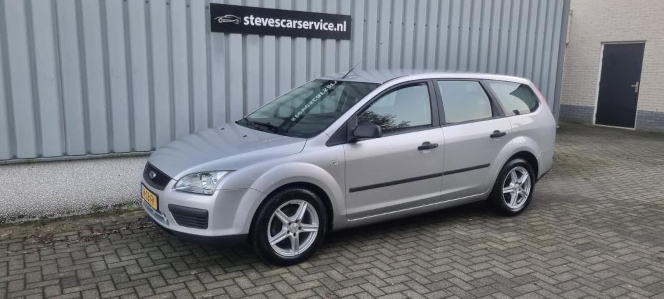 Ford Focus Wagon - 1.6-16V Champion 1.6-16V Champion - AutoWereld.nl