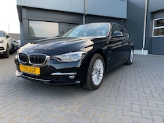 BMW 3-serie - 330e Hybride Aut.High-Executive Navigatie Leder