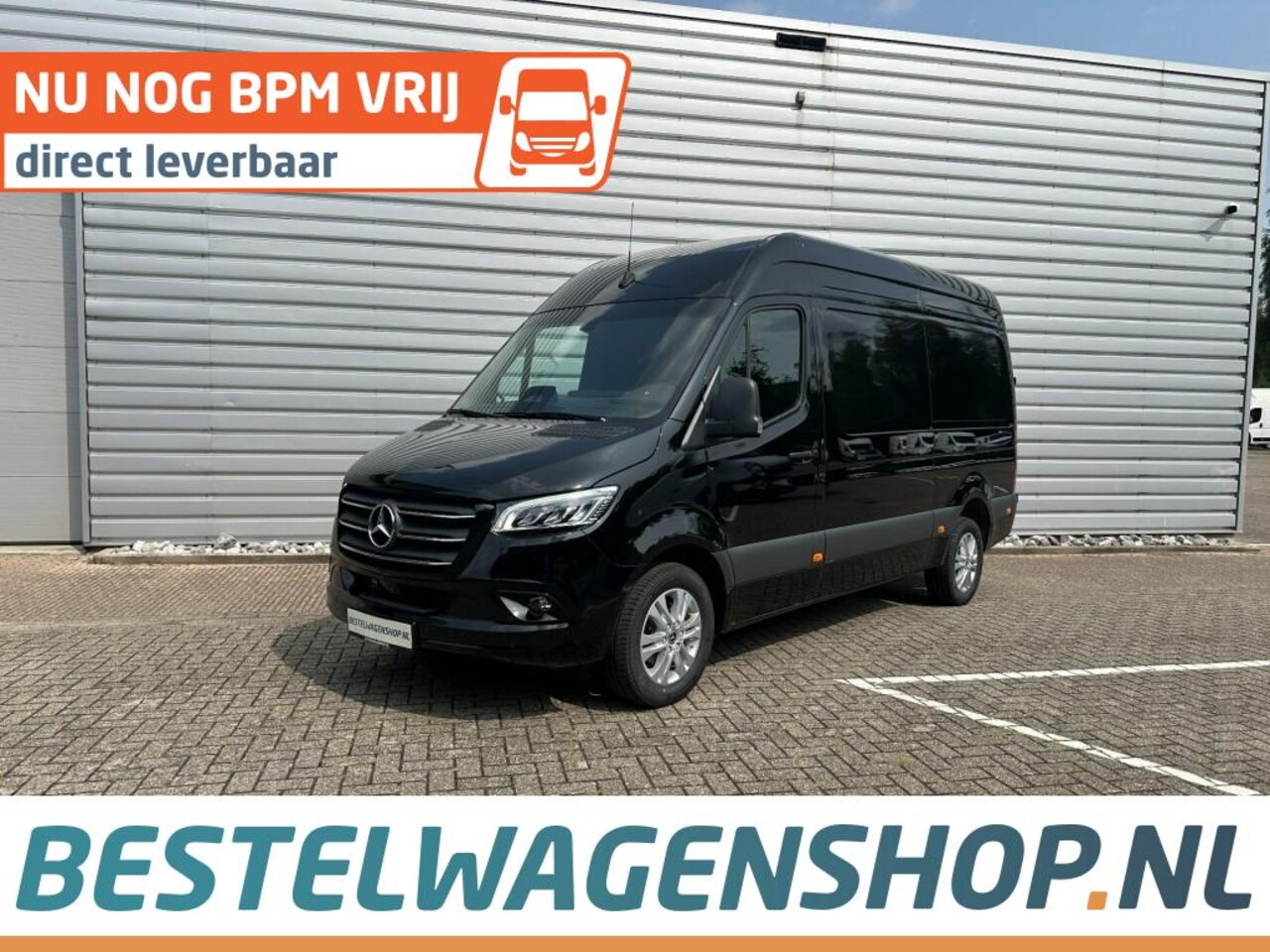 Mercedes-Benz Sprinter - PRO 319 L2H2 RWD AUT - DISTRONIC MBUX - AutoWereld.nl