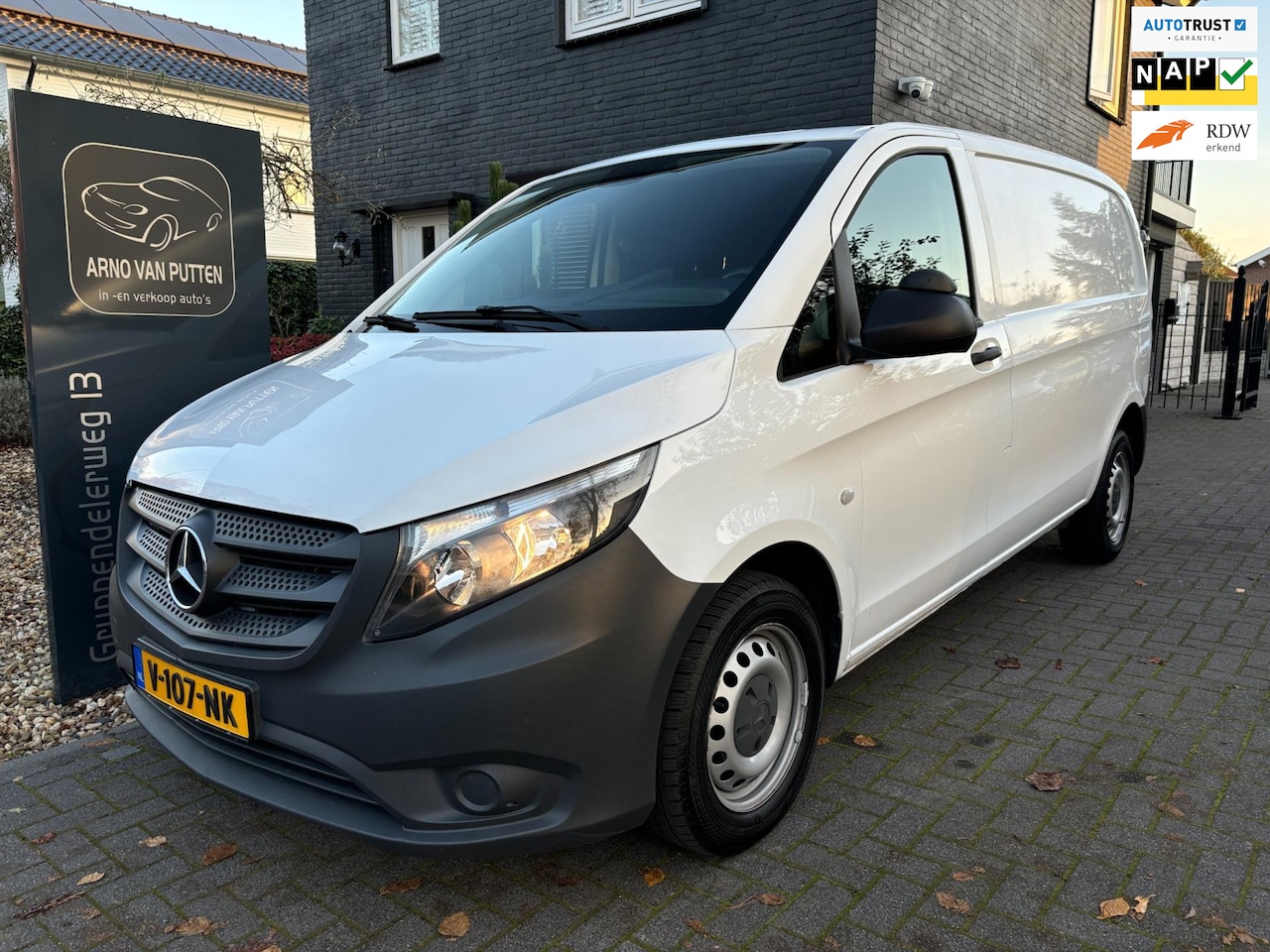 Mercedes-Benz Vito - 114 CDI Automaat - Airco - Cruise control - AutoWereld.nl