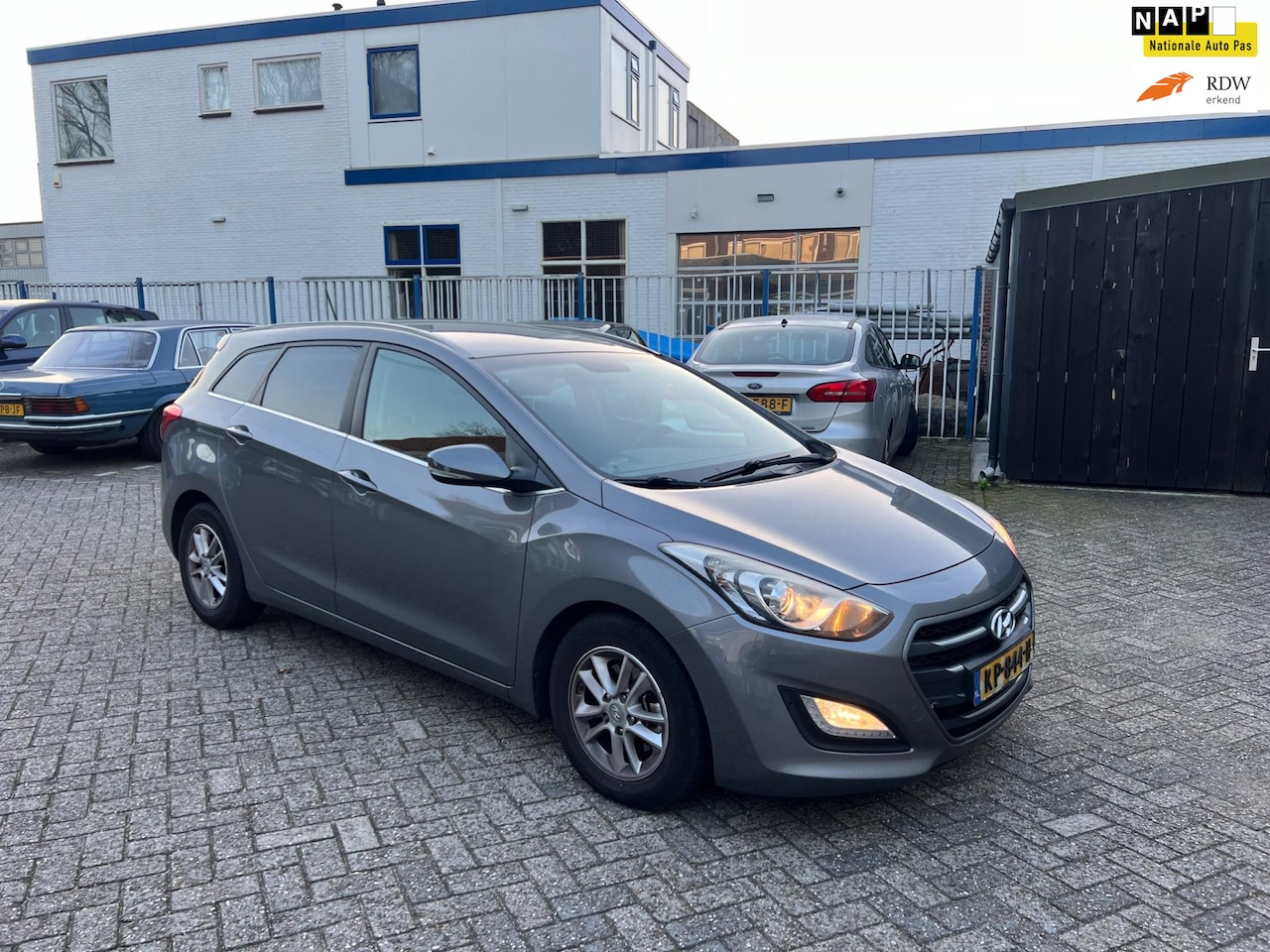 Hyundai i30 Wagon - 1.6 CRDi Business Edition. EX BPM!!!! - AutoWereld.nl