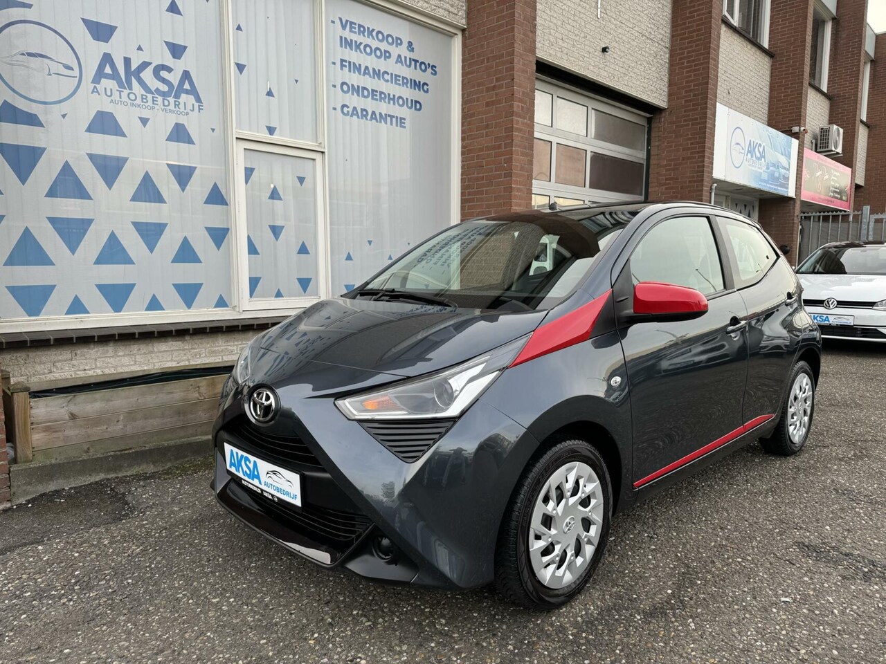 Toyota Aygo - 1.0 VVT-i x-play | Automaat/Camera/CarPlay/Garantie/Bluetooth/ - AutoWereld.nl