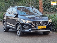 MG ZS - EV Luxury 45 kWh Pano CarPlay ACC CAM NL NAP €13650 na Subsidie INCL BTW