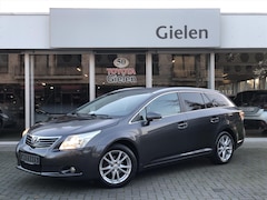 Toyota Avensis Wagon - 1.8 VVT-I Business | Trekhaak, Navigatie, Cruise control, Parkeercamera, Climate control,