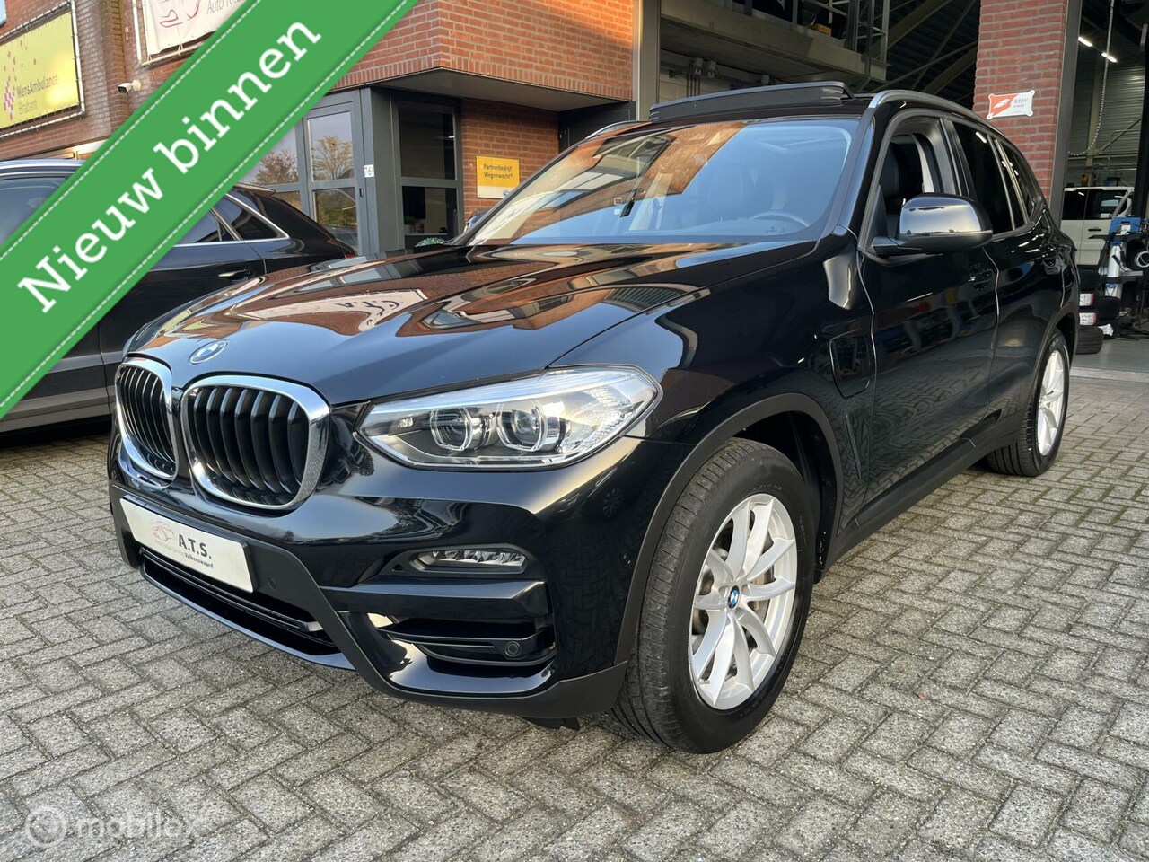 BMW X3 - xDrive30e Executive PANO-DAK*TREKHAAK*CAMERA*PDC* - AutoWereld.nl