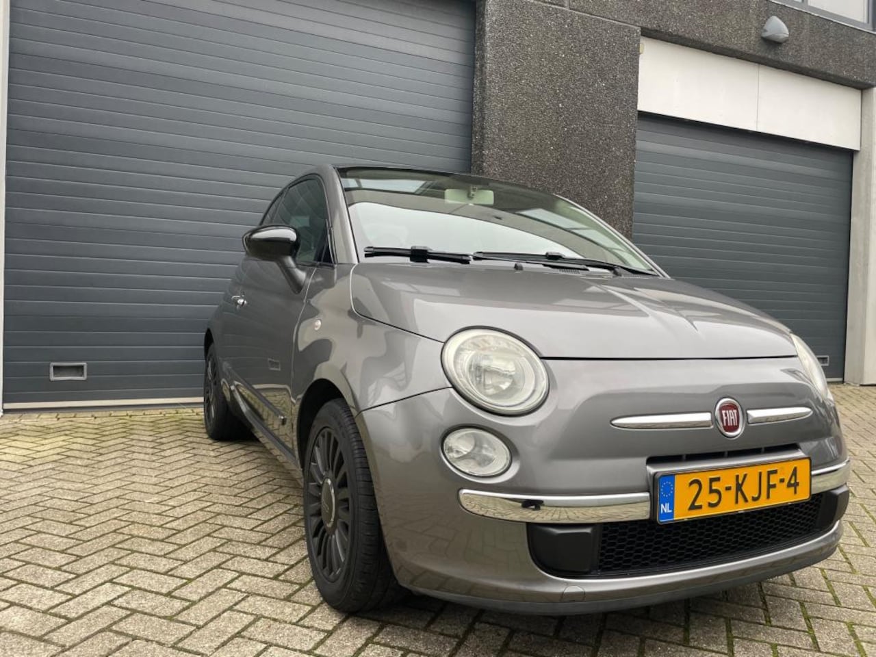 Fiat 500 - 1.2 Lounge glazen dak automaat nap - AutoWereld.nl