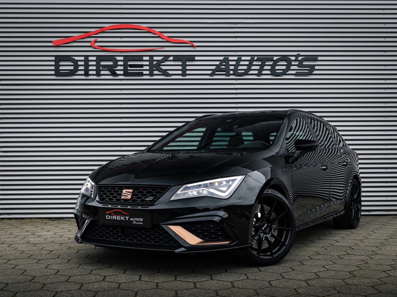 Seat Leon ST - 2.0 TSI CUPRA R 4DRIVE PANO BEATS BREMBO CARBON - AutoWereld.nl