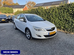 Opel Astra Sports Tourer - 1.4 Turbo Edition | Navi | Autom. Airco | Cruise Control | Trekhaak | LMV | PDC | APK tot