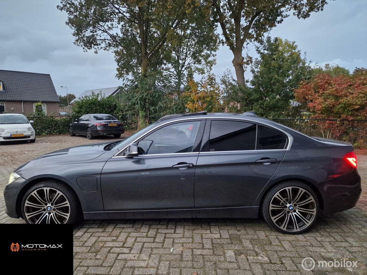 BMW 3-serie - 330e 252pk Aut 2017 Grijs | Pano | Leder - AutoWereld.nl