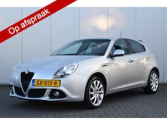 Alfa Romeo Giulietta - 2.0 JTDm Distinctive Led Navi Priv/Glass