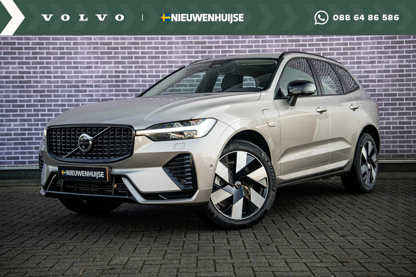 Volvo XC60 - T6 Recharge AWD Ultimate Dark Long Range | Trekhaak | Head-up Display | 360° Camera | Park - AutoWereld.nl